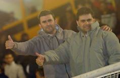 Foto de la galería: Crucero se hace fuerte de local