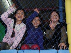 Foto de la galería: Avril Ramírez festejo su primer añito en el pelotero Pirueta