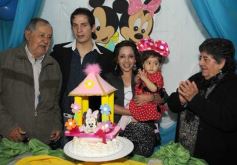 Foto de la galería: Avril Ramírez festejo su primer añito en el pelotero Pirueta