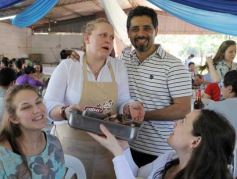 Foto de la galería: Empleados del hipermercado Libertad celebraron el Día del Empleado de Comercio