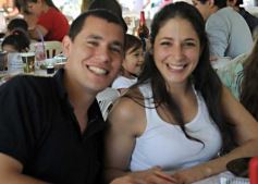 Foto de la galería: Empleados del hipermercado Libertad celebraron el Día del Empleado de Comercio