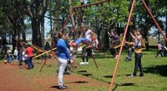 Foto de la galería: Empleados del hipermercado Libertad celebraron el Día del Empleado de Comercio