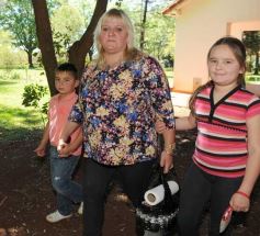 Foto de la galería: Empleados del hipermercado Libertad celebraron el Día del Empleado de Comercio