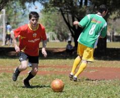 Foto de la galería: Empleados del hipermercado Libertad celebraron el Día del Empleado de Comercio