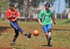 Foto de la galería: Empleados del hipermercado Libertad celebraron el Día del Empleado de Comercio