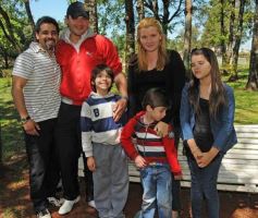 Foto de la galería: Empleados del hipermercado Libertad celebraron el Día del Empleado de Comercio