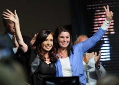 Foto de la galería: Cristina Fernández inauguró nuevas obras de la central Hidroeléctrica de Yacyretá