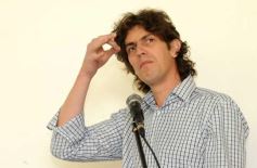 Foto de la galería: Martín Lousteau brindó una disertación en el Complejo La Aventura