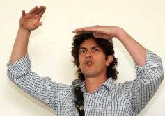 Foto de la galería: Martín Lousteau brindó una disertación en el Complejo La Aventura