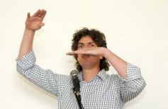 Foto de la galería: Martín Lousteau brindó una disertación en el Complejo La Aventura