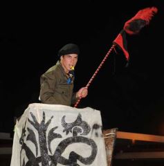 Foto de la galería: Arrancó el desfile estudiantil con todo el brillo y la alegría de los adolescentes