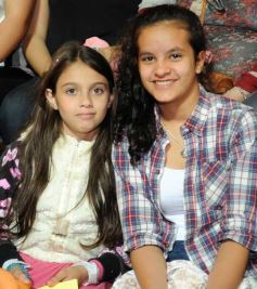 Foto de la galería: Arrancó el desfile estudiantil con todo el brillo y la alegría de los adolescentes