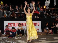 Foto de la galería: Arrancó el desfile estudiantil con todo el brillo y la alegría de los adolescentes