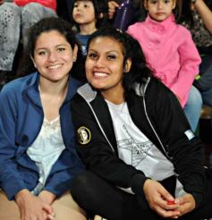Foto de la galería: Arrancó el desfile estudiantil con todo el brillo y la alegría de los adolescentes