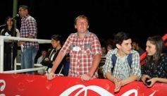 Foto de la galería: Arrancó el desfile estudiantil con todo el brillo y la alegría de los adolescentes