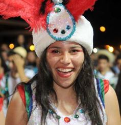 Foto de la galería: Primera noche de la fiesta de los adolescentes en el cuarto tramo de la costanera