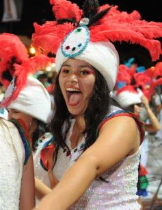 Foto de la galería: Primera noche de la fiesta de los adolescentes en el cuarto tramo de la costanera