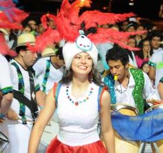 Foto de la galería: Primera noche de la fiesta de los adolescentes en el cuarto tramo de la costanera