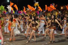 Foto de la galería: Primera noche de la fiesta de los adolescentes en el cuarto tramo de la costanera