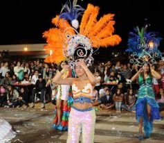 Foto de la galería: Primera noche de la fiesta de los adolescentes en el cuarto tramo de la costanera