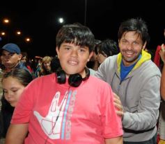 Foto de la galería: Primera noche de la fiesta de los adolescentes en el cuarto tramo de la costanera