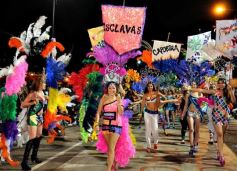 Foto de la galería: Primera noche de la fiesta de los adolescentes en el cuarto tramo de la costanera