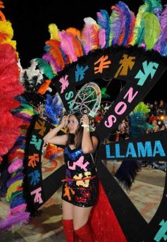 Foto de la galería: Primera noche de la fiesta de los adolescentes en el cuarto tramo de la costanera