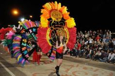 Foto de la galería: Primera noche de la fiesta de los adolescentes en el cuarto tramo de la costanera
