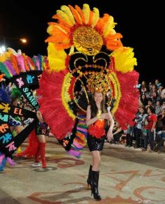 Foto de la galería: Primera noche de la fiesta de los adolescentes en el cuarto tramo de la costanera