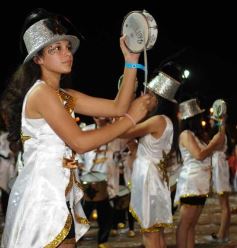 Foto de la galería: Primera noche de la fiesta de los adolescentes en el cuarto tramo de la costanera