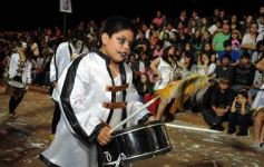Foto de la galería: Primera noche de la fiesta de los adolescentes en el cuarto tramo de la costanera