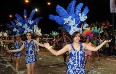 Foto de la galería: Primera noche de la fiesta de los adolescentes en el cuarto tramo de la costanera