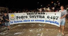 Foto de la galería: Primera noche de la fiesta de los adolescentes en el cuarto tramo de la costanera