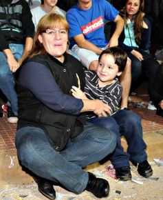 Foto de la galería: Primera noche de la fiesta de los adolescentes en el cuarto tramo de la costanera