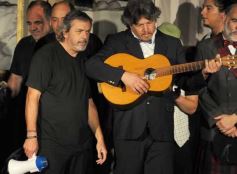 Foto de la galería: La Caterva de City Bell presentó su obra "Templo, estancia, batallón" en el primer encuentro de Teatro del Mercosur