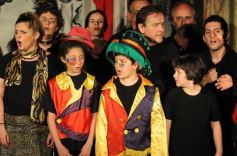 Foto de la galería: La Caterva de City Bell presentó su obra "Templo, estancia, batallón" en el primer encuentro de Teatro del Mercosur