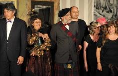 Foto de la galería: La Caterva de City Bell presentó su obra "Templo, estancia, batallón" en el primer encuentro de Teatro del Mercosur