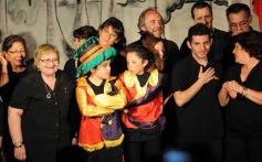 Foto de la galería: La Caterva de City Bell presentó su obra "Templo, estancia, batallón" en el primer encuentro de Teatro del Mercosur