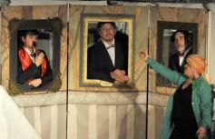 Foto de la galería: La Caterva de City Bell presentó su obra "Templo, estancia, batallón" en el primer encuentro de Teatro del Mercosur