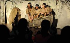 Foto de la galería: La Caterva de City Bell presentó su obra "Templo, estancia, batallón" en el primer encuentro de Teatro del Mercosur