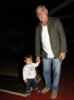 Foto de la galería: La Caterva de City Bell presentó su obra "Templo, estancia, batallón" en el primer encuentro de Teatro del Mercosur