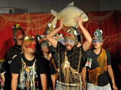 Foto de la galería: La Murga de la Estación presentó su nueva obra
