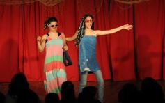 Foto de la galería: La Murga de la Estación presentó su nueva obra