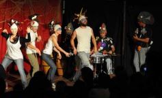 Foto de la galería: La Murga de la Estación presentó su nueva obra