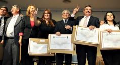 Foto de la galería: Diputados y Concejales electos recibieron sus diplomas