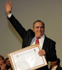 Foto de la galería: Diputados y Concejales electos recibieron sus diplomas