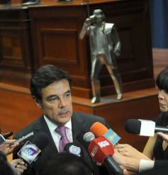 Foto de la galería: La Cámara de Diputados convirtió en ley el presupuesto provincial 2014