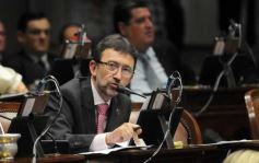 Foto de la galería: La Cámara de Diputados convirtió en ley el presupuesto provincial 2014