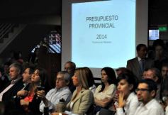 Foto de la galería: La Cámara de Diputados convirtió en ley el presupuesto provincial 2014