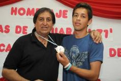 Foto de la galería: El programa radial "Fórmula tuerca y todos los deportes", homenajeó a las glorias de Guaraní de 1971